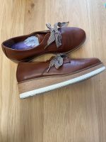 Tamaris Schuhe Leder Plateau Schnürschuhe Gr 40 Hessen - Rosbach (v d Höhe) Vorschau