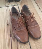 Camila‘s Lederschuhe 40 Halbschuhe braun Schnürschuhe Mitte - Moabit Vorschau