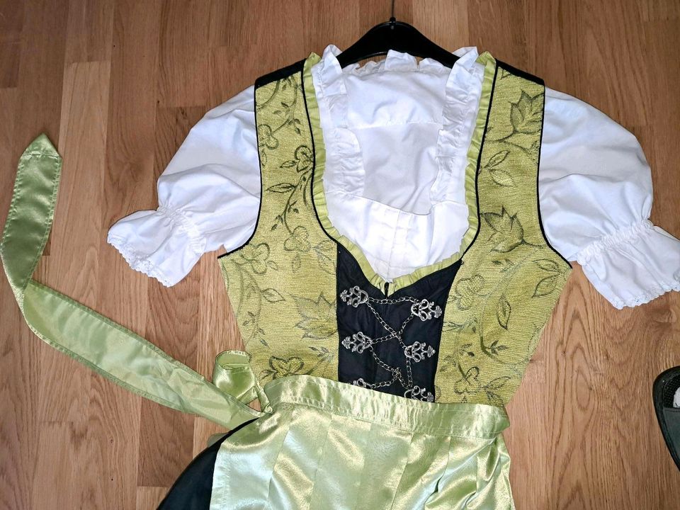 Dirndl, Gr. 40, Lukas Trachten schwarz grün mit Bluse in Ochtrup