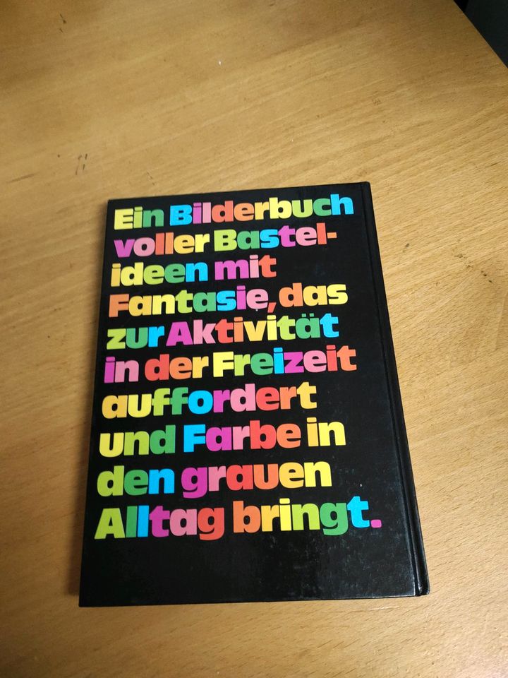 Ein Buch voller Ideen basteln mit Fantasie und Farbe Klebstoff et in Oestrich-Winkel