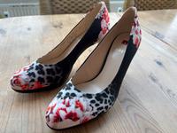 Högl Pumps High Heels Stiletto Größe 38 neu und ungetragen Bayern - Sulzbach-Rosenberg Vorschau