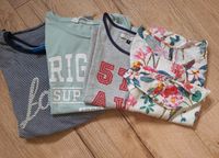 3 T-Shirts, 1 Bluse 158/164 Cars, Tom Taylor, H&M Nordrhein-Westfalen - Menden Vorschau