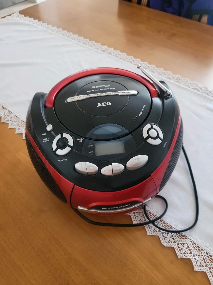 Radio CD Player in Limburg