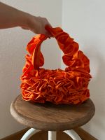 Zara Tasche Orange glänzender Stoff Düsseldorf - Pempelfort Vorschau