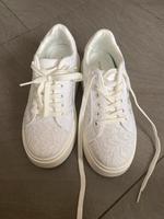 Brautsneaker Größe 37 zu verkaufen Baden-Württemberg - Malterdingen Vorschau