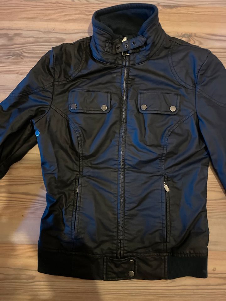 Belstaff Jacke dblau Gr 36 (ital 42) in Ladenburg