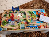 Eisenbahntisch mit Eisenbahn und Spieltisch aus Holz Bayern - Lauter Vorschau