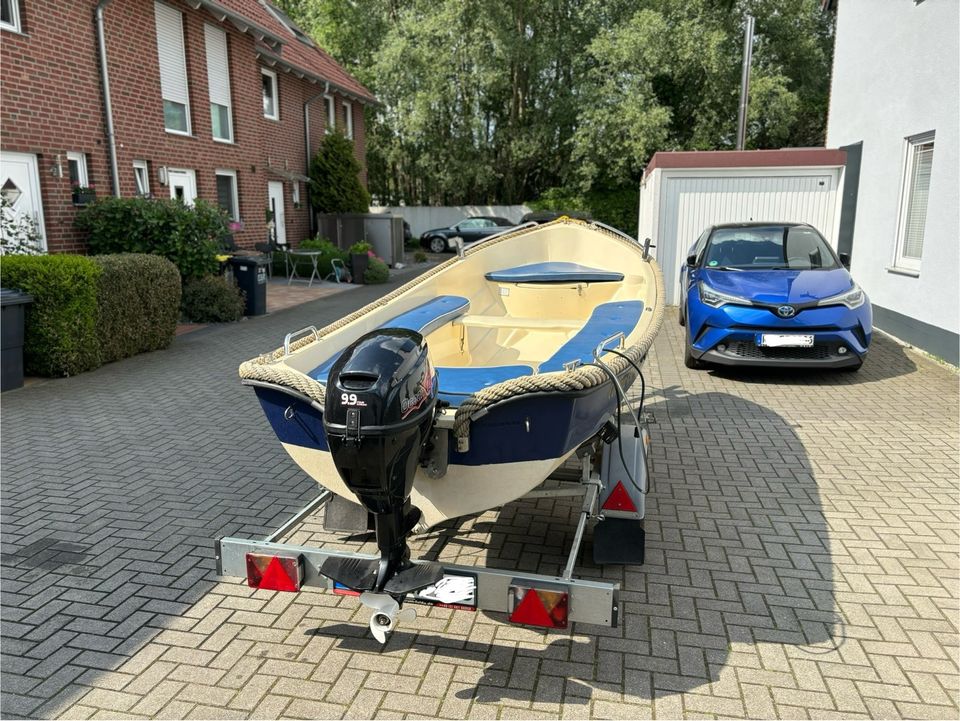 Corsiva 430 Motorboot Angelboot mit Trailer Top Zustand in Recklinghausen