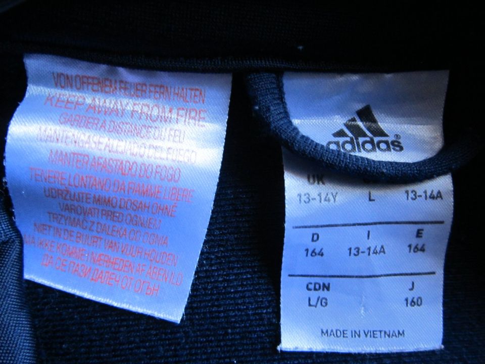 Adidas Trainingsjacke Gr.164 in Oberheimbach