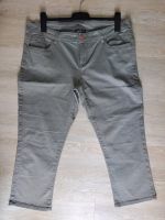 Capri Hose Janina 3/4 Jeans Hose Gr. 44 hellgrün NEUwertig Nordrhein-Westfalen - Erkrath Vorschau