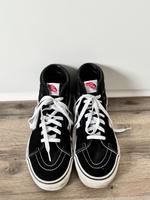 Hohe schwarze Vans, Gr. 42 Köln - Mülheim Vorschau