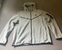 Nike tech fleece Jacke grau L Rheinland-Pfalz - Boppard Vorschau