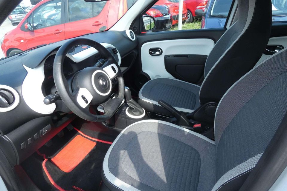 Renault Twingo Experience Klima USB Radio HU AU Neu in Bautzen