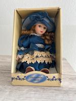 Wunderschöne Porzellanpuppe von Doreelain Doll Hessen - Fritzlar Vorschau