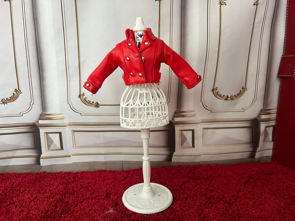 Blythe Puppe, BJD Puppe, Barbie Puppe-Outfit/ Kleidung rote Jacke in Algermissen