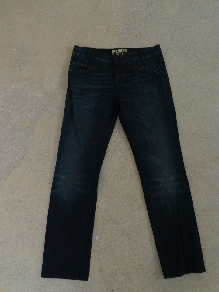 Closed Jeans IT 44 DE 38 100% Cotton neuwertig in Goldkronach