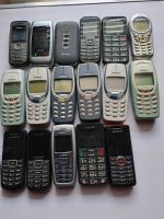 Biete mehrere ältere Handys an 17 Stück Nordrhein-Westfalen - Oberhausen Vorschau