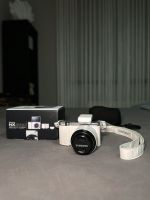 Samsung NX3000 Systemkamera 20.3MP weiß inkl. OIS 20-50mm Nordrhein-Westfalen - Troisdorf Vorschau