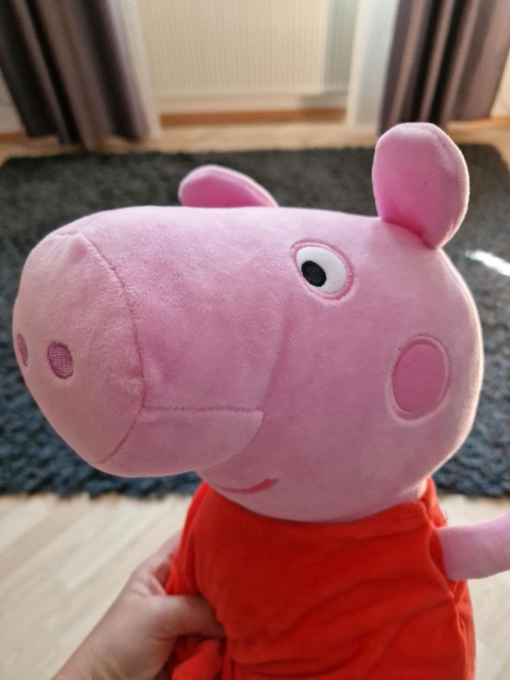 Größe Peppy Pig Kuscheltier in Merkendorf