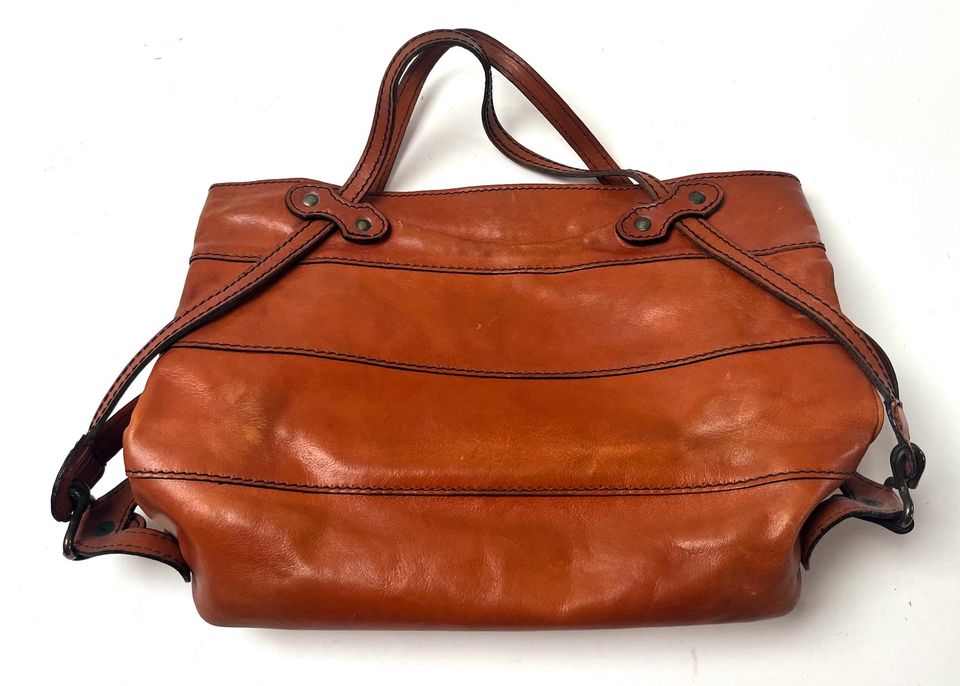 Leder Damen Handtasche Coruna in Schwarme