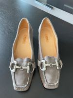 Slipper Damen Schuhe Wildleder Leder Gr. 37 Lloyd Nordrhein-Westfalen - Mönchengladbach Vorschau