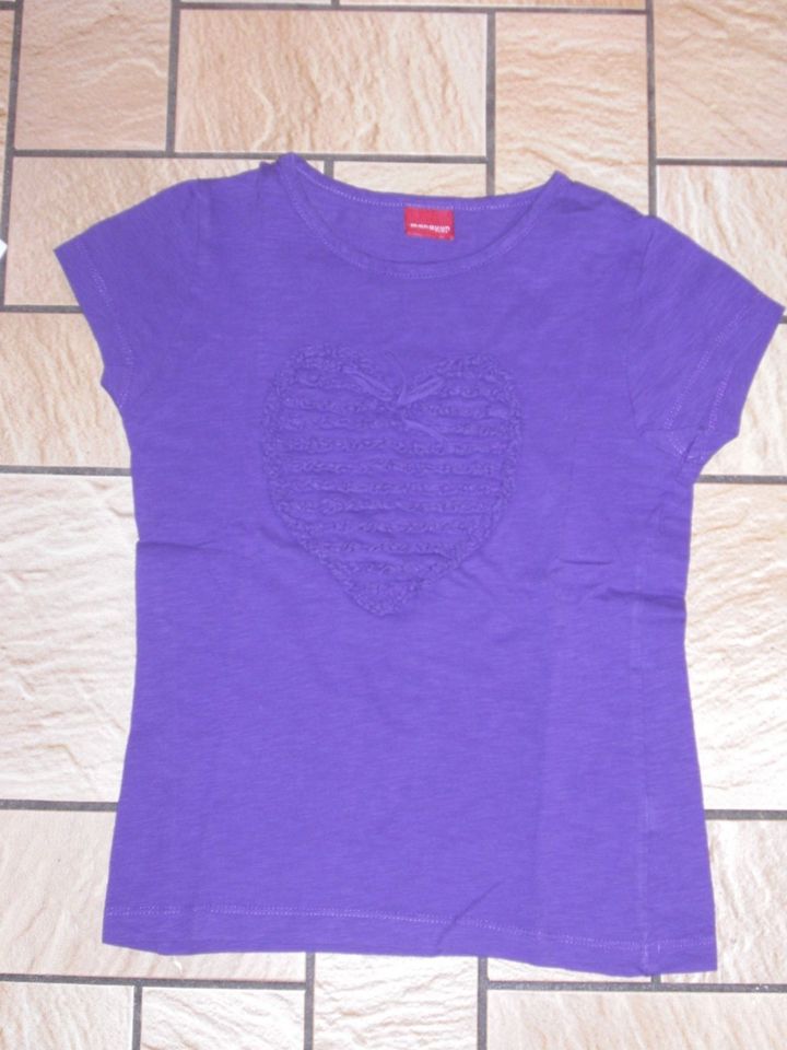 T-Shirt  Shirt  gr. 140  Mädchen in Negenborn