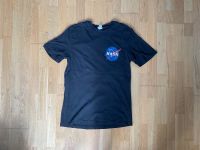 T-Shirt schwarz Nasa, Gr. S Niedersachsen - Bardowick Vorschau