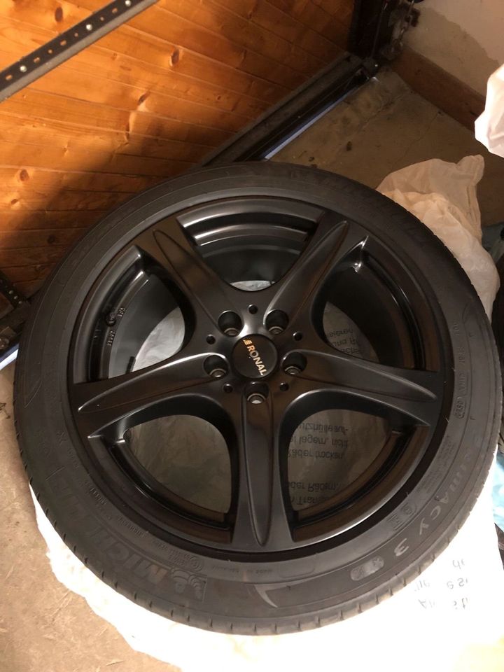 Sommerräder 18" komplett Alu schwarz matt + Michelin Mercedes in Neukirchen/Pleisse