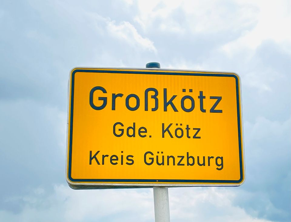 Traumhaus oder Mehrfamilienhaus?  Grundstücksgröße von 550 m² bis 2.200 m² Hier ist Vieles möglich! in Kötz