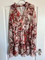 Kleid mit Blumen - H&M - Gr. 38 Schleswig-Holstein - Winnemark Vorschau