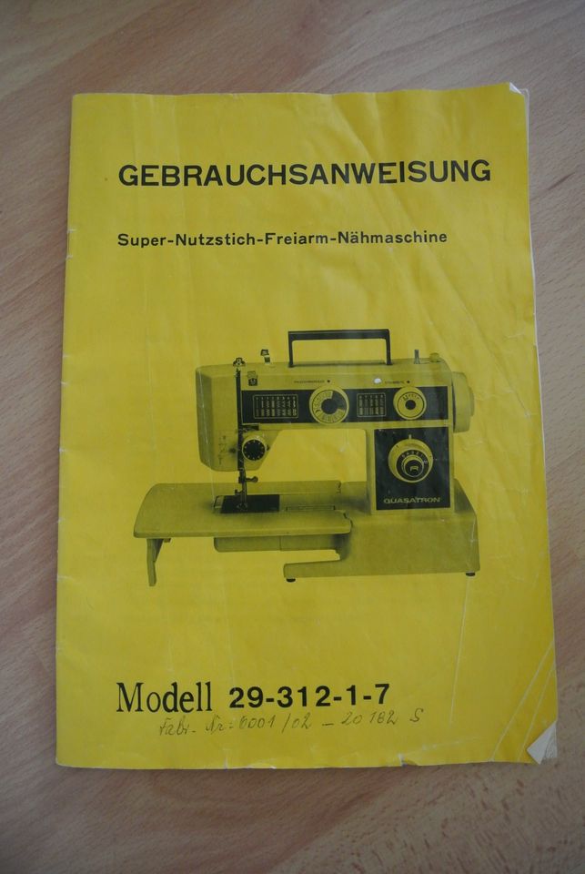 Tischnähmaschine Marke Singer in Ranstadt