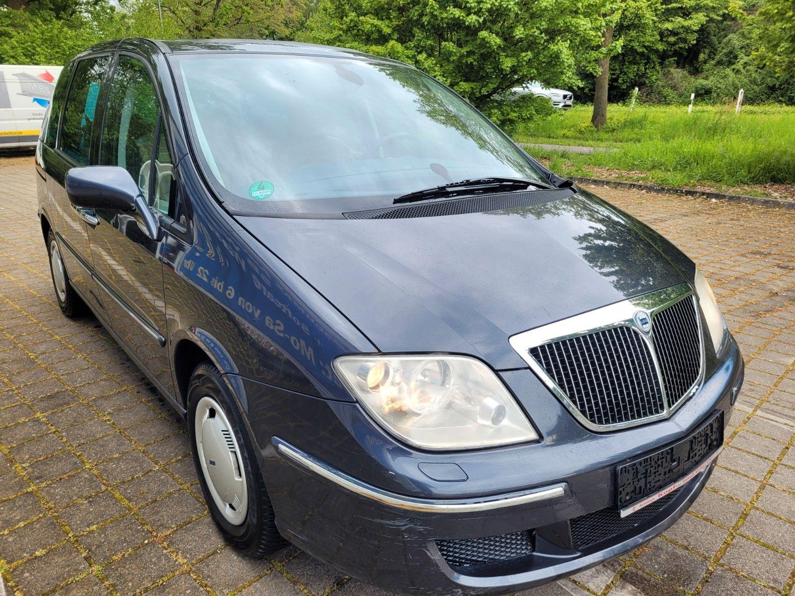 Abbildung des Autos Lancia Phedra 2.2 16V JT…