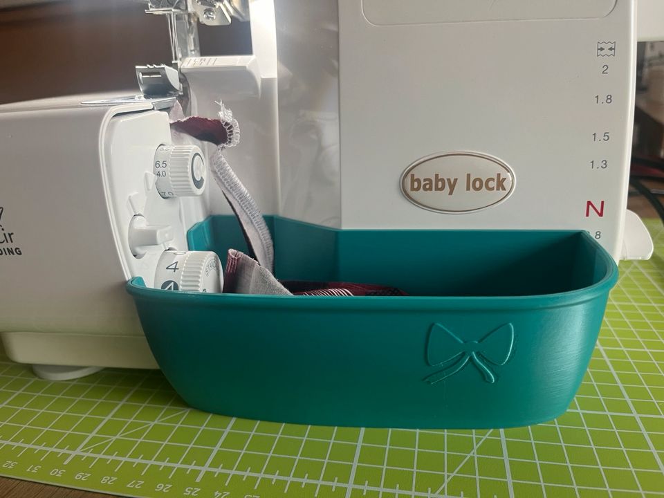 Baby Lock Victory Overlock Nähmaschine Schnittenliebe Babylock in Kettershausen