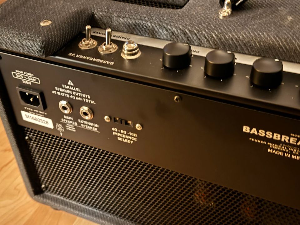 Fender Bassbreaker 45 in Olching