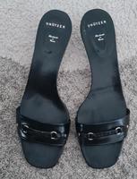 unützer Damen Pantoletten Sandalen Schlappen gr.39 Nordrhein-Westfalen - Bergkamen Vorschau