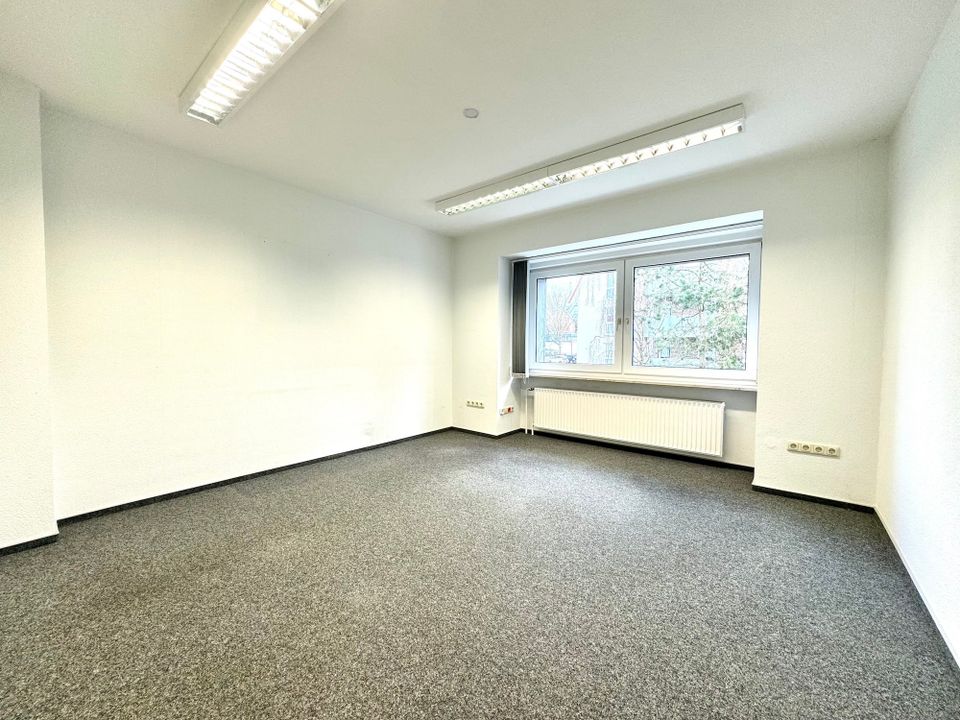 Attraktive Büro-/Praxisräume im 1. OG - Sehr zentral in Eutin! in Eutin