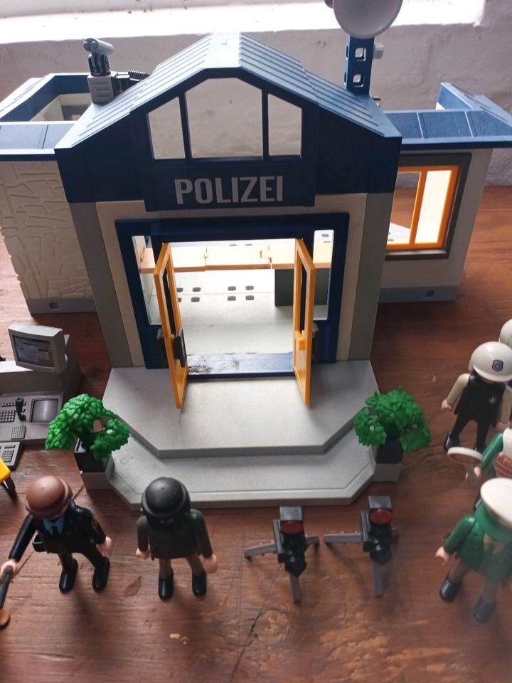 Playmobil Polizeistation Polizei 3165 5718 Haus in Glückstadt