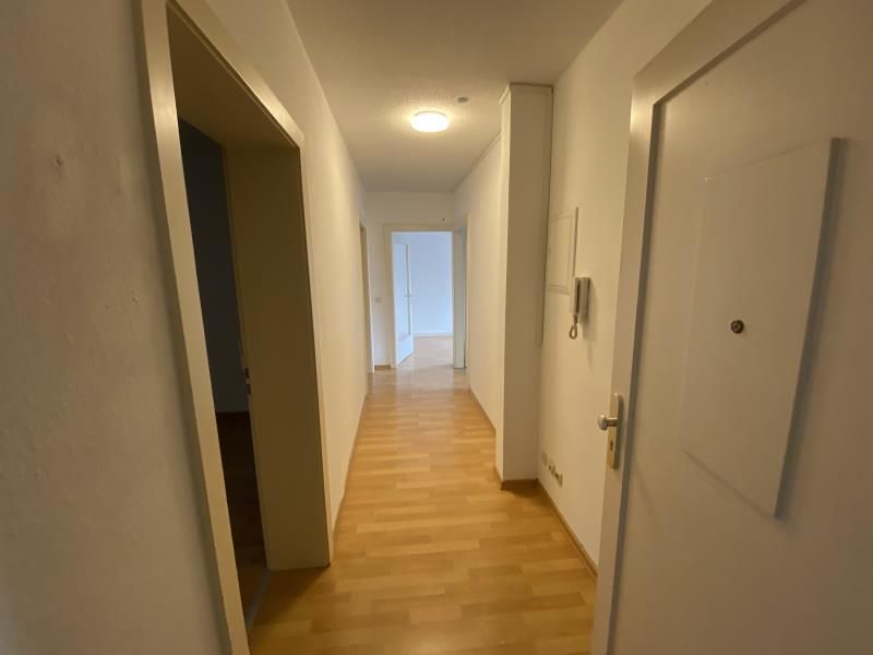 STARK! 3 Raum Wohnung mit EBK in guter Lage in Plauen