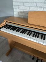 Verkaufe e Piano von Yamaha Nordrhein-Westfalen - Gelsenkirchen Vorschau