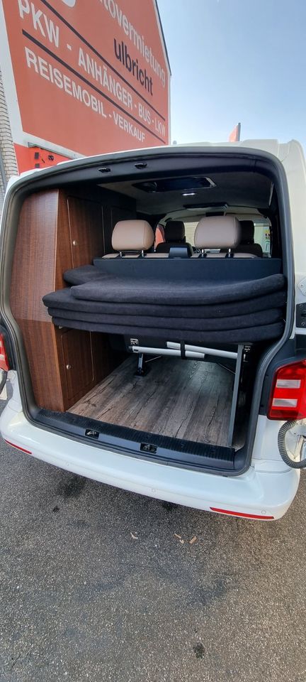 Volkswagen T6 WoMo Camper Klima Leder Navi in Mönchengladbach