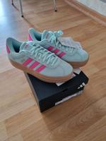 Adidas Schuhe 40 2/3 NEU Niedersachsen - Osnabrück Vorschau