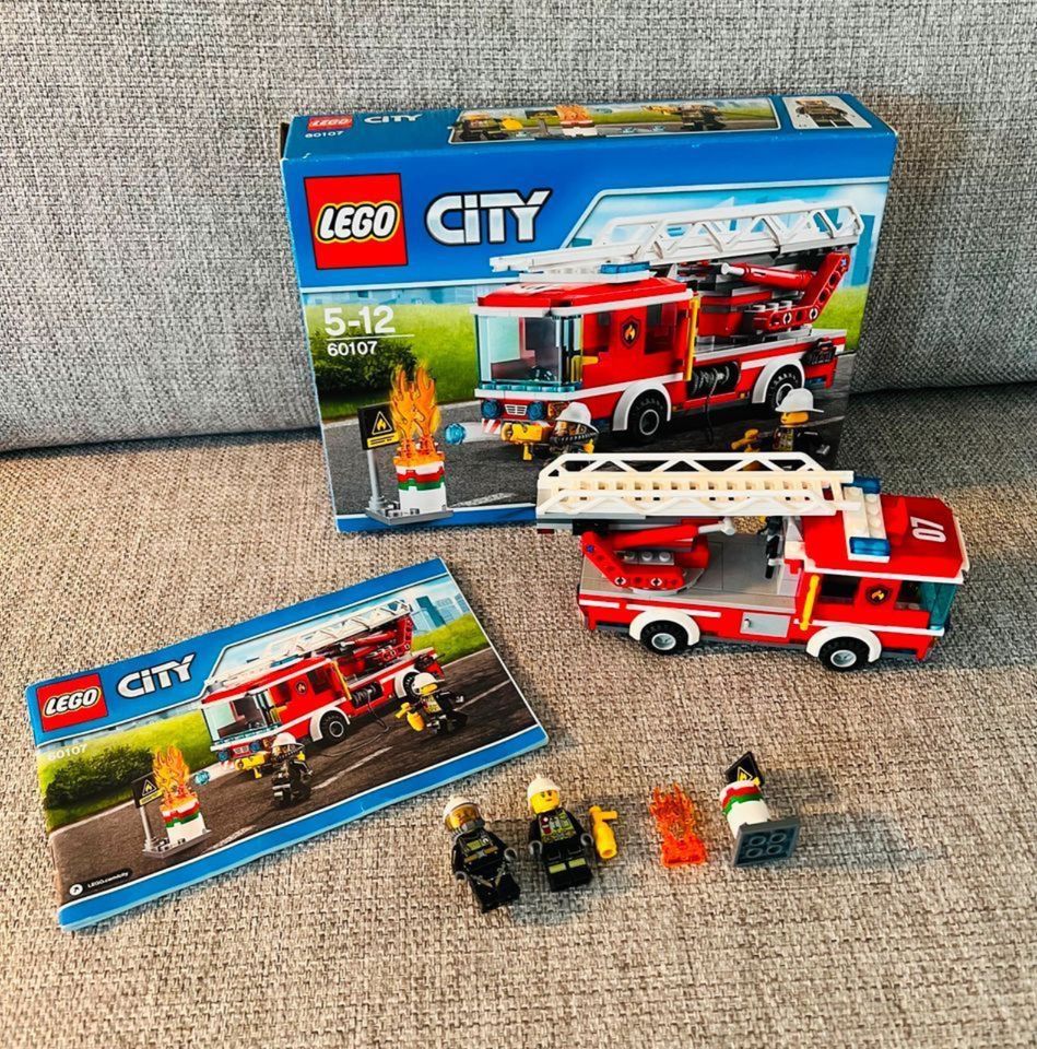 LEGO City - (60107) Feuerwehrfahrzeug fahrbarer Leiter – Super Zu in Lübeck