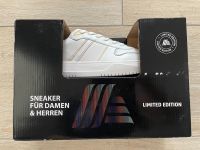 Aldi sneaker Limited Edition Größe 45 neu originalverpackt West - Nied Vorschau