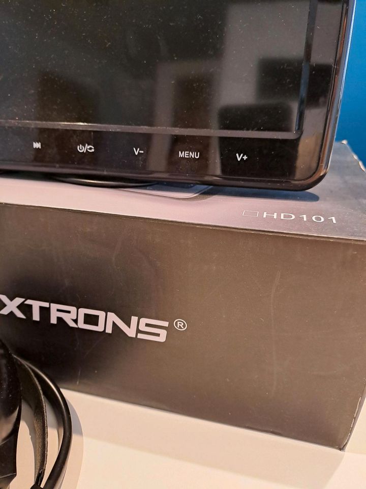 Xtrons HD 101, DvD Player Fahrzeug, 2 Bildschirm in Böblingen