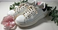 Guess Sneaker Duisburg - Walsum Vorschau