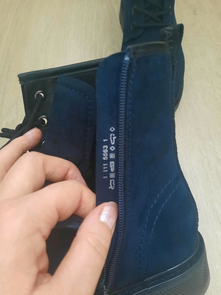 Damen Schnürboots Halbstiefel Catwalk Blau Gr. 39 wie Neu! in Rastow