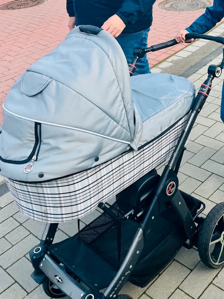 Kinderwagen und Buggy in Stade