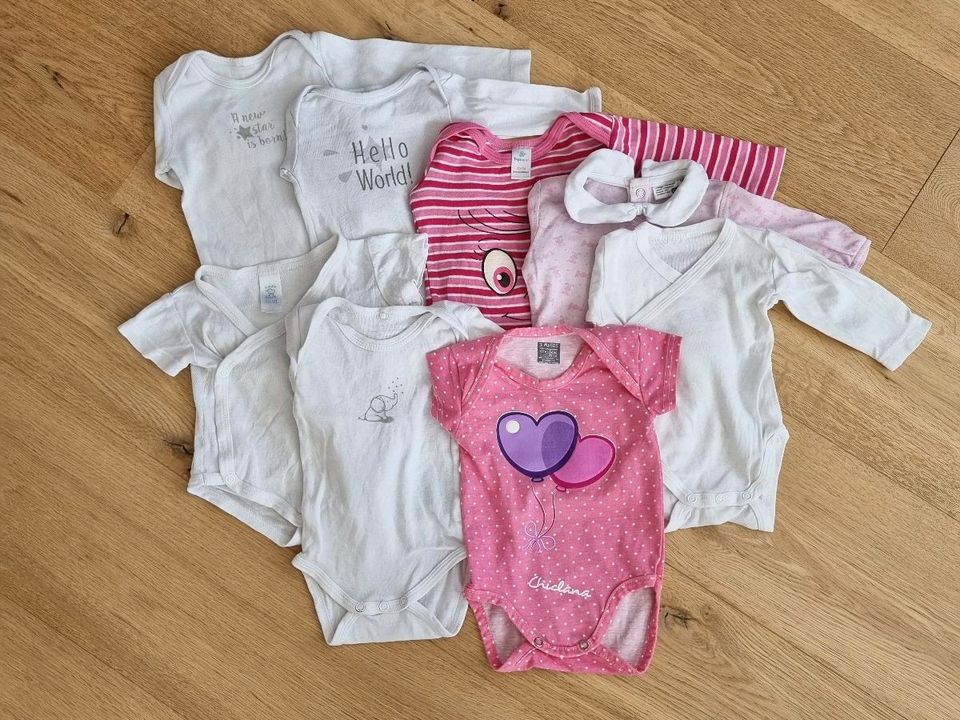 Kleiderpaket Erstausstattung Baby Mädchen 39 Teile Gr. 50-62 in Zimmern ob Rottweil