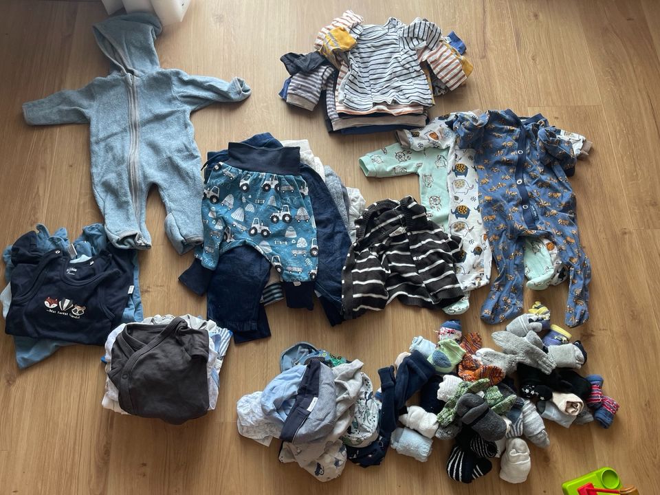 Kinder Kleidung Set in Bayern - Dietersburg | eBay Kleinanzeigen ist jetzt  Kleinanzeigen
