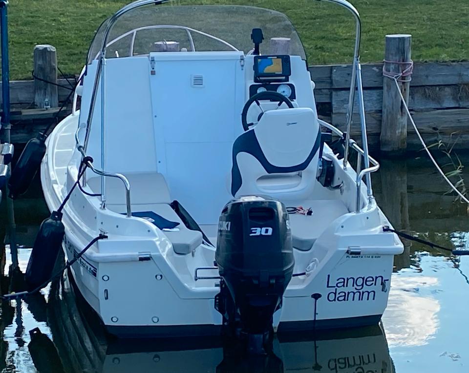 Motorboot Angelboot Kajütboot Bj 5/21, 30PS Motor mit Trailer in Rostock